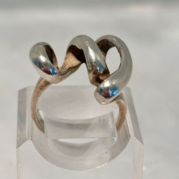 Vintage Handmade Sterling Silver Squiggle Artwork Ring Size 4.5 - Picture 4 of 5